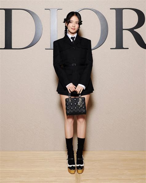 jisoo dior fashion show 2024|Blackpink's Jisoo Updates Quiet Luxury for Dior's Spring 2024 .